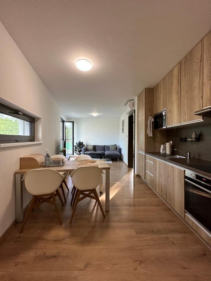 Apartament Ota-Group Luxury Selection Bratysława Zewnętrze zdjęcie